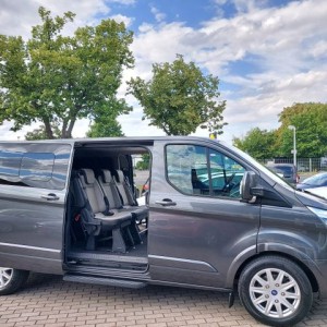 Siebensitzer mit wenig Kilometern