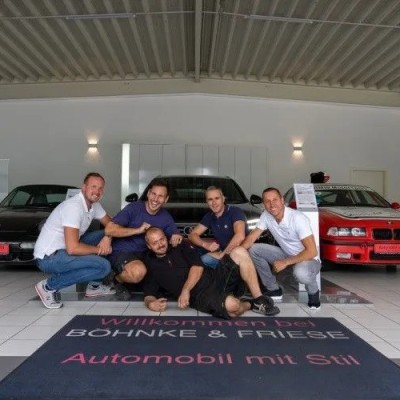 Das Team von Automobil mit Stil